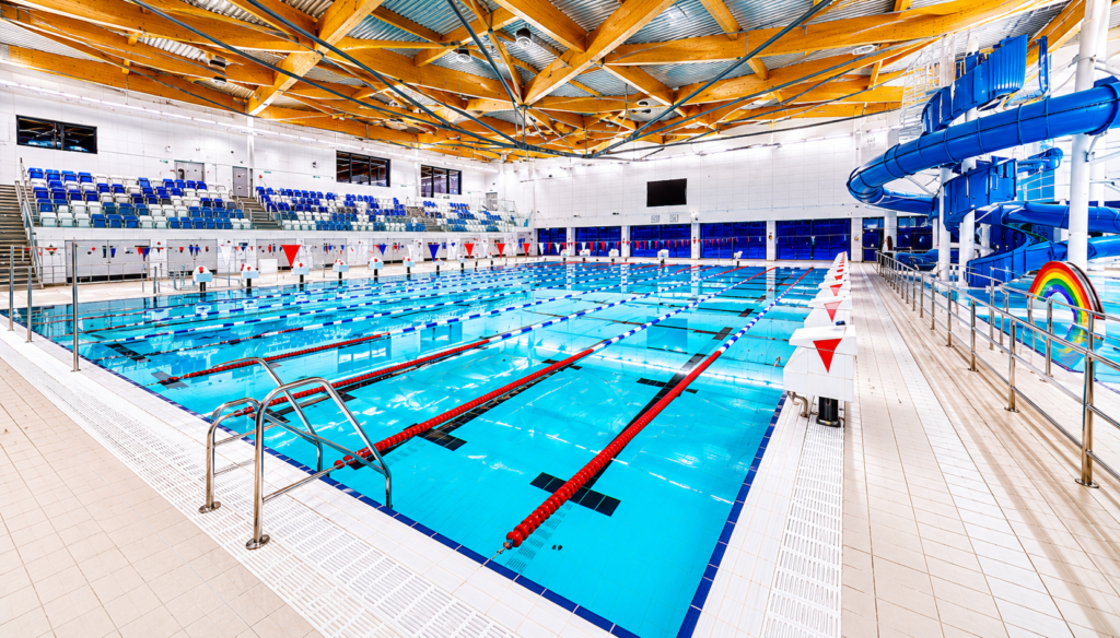 Côté Bassin : Riverside Leisure Centre, Royaume-Uni side pool ok 3